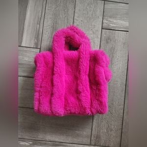 PINK PLUSH PURSE 👛